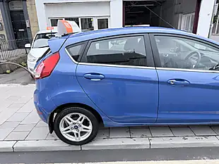 Used 2013 Ford Fiesta Zetec Blue - Interior and Exterior details 14