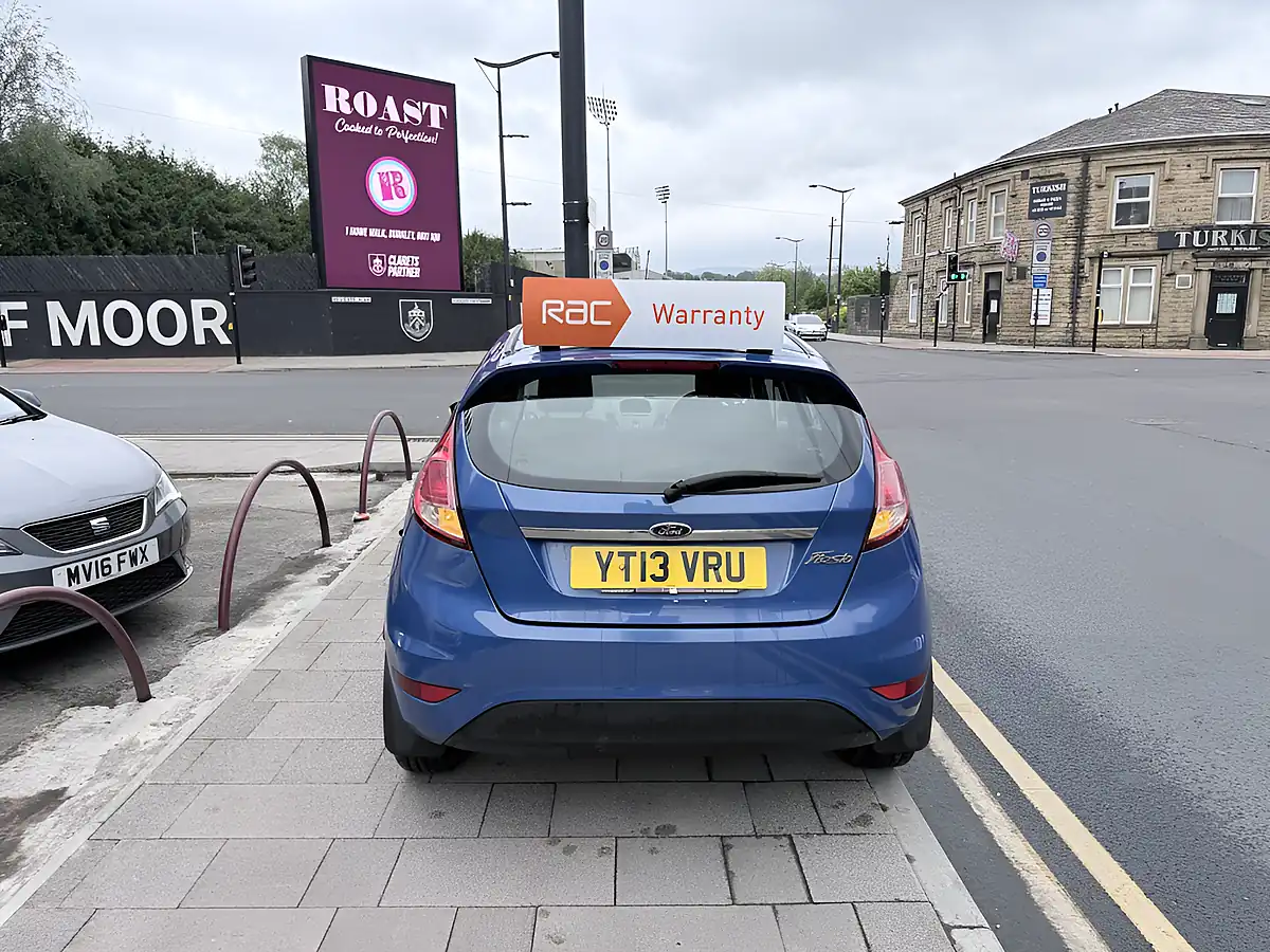 Used 2013 Ford Fiesta Zetec Blue - Interior and Exterior details 8