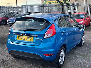 Used 2013 Ford Fiesta Zetec Blue - Interior and Exterior details 5