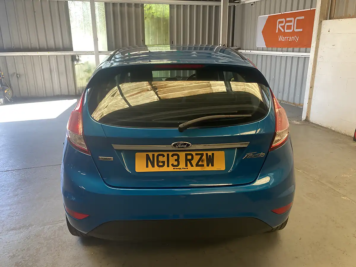 Used 2013 Ford Fiesta Zetec Blue - Interior and Exterior details 6