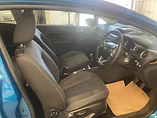 Used 2013 Ford Fiesta Zetec Blue - Interior and Exterior details 7