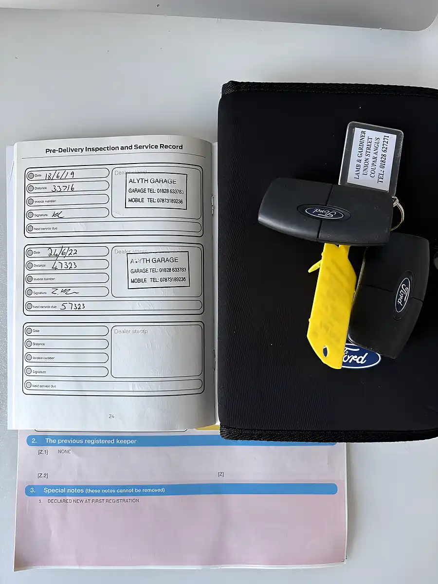 Used 2013 Ford Fiesta Zetec Blue - Interior and Exterior details 10