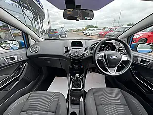 Used 2013 Ford Fiesta Zetec Blue - Interior and Exterior details 12