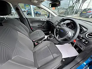 Used 2013 Ford Fiesta Zetec Blue - Interior and Exterior details 13