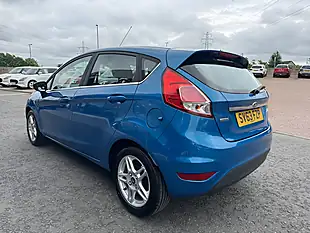Used 2013 Ford Fiesta Zetec Blue - Interior and Exterior details 5