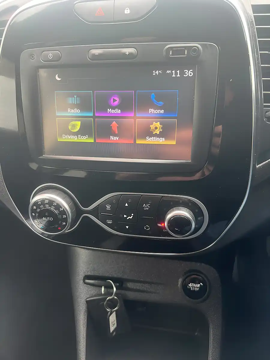 Used 2013 Ford Fiesta Zetec Gold - Interior and Exterior details 12