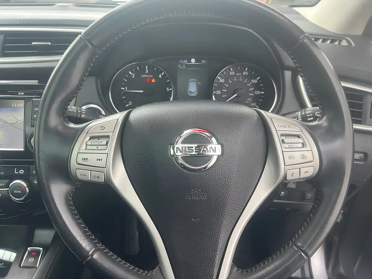 Used 2013 Ford Fiesta Zetec Gold - Interior and Exterior details 18