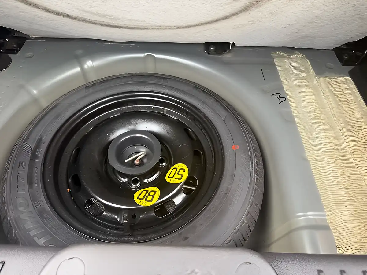 Used 2013 Ford Fiesta Zetec Grey - Interior and Exterior details 20