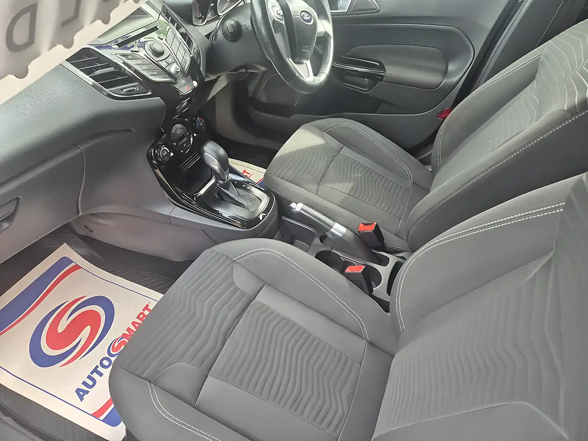 Used 2013 Ford Fiesta Zetec Grey - Interior and Exterior details 8