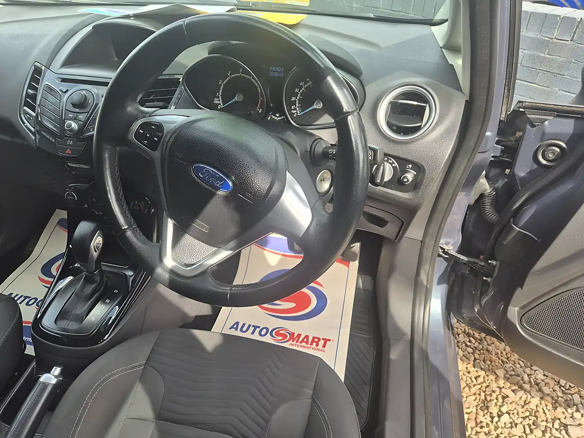 Used 2013 Ford Fiesta Zetec Grey - Interior and Exterior details 9