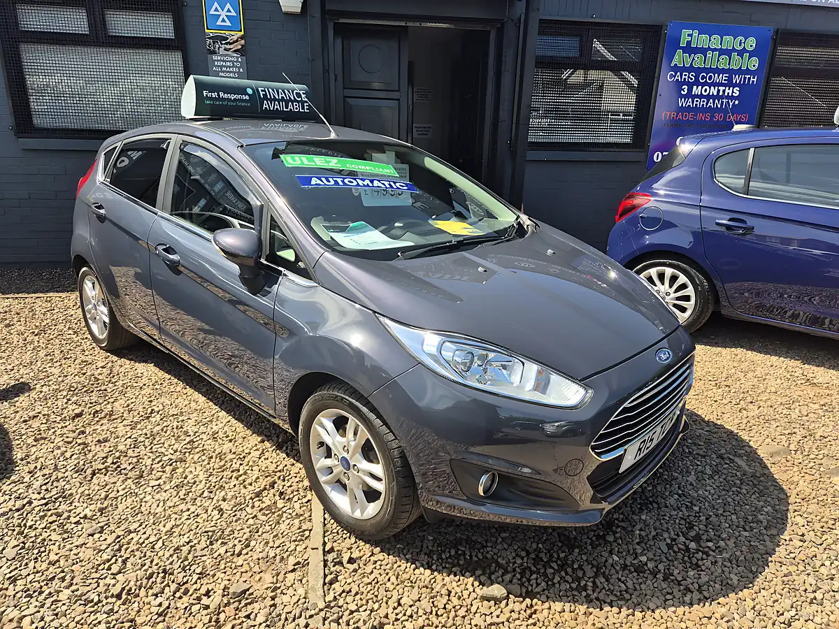 Used 2013 Ford Fiesta Zetec Grey - Interior and Exterior details 3