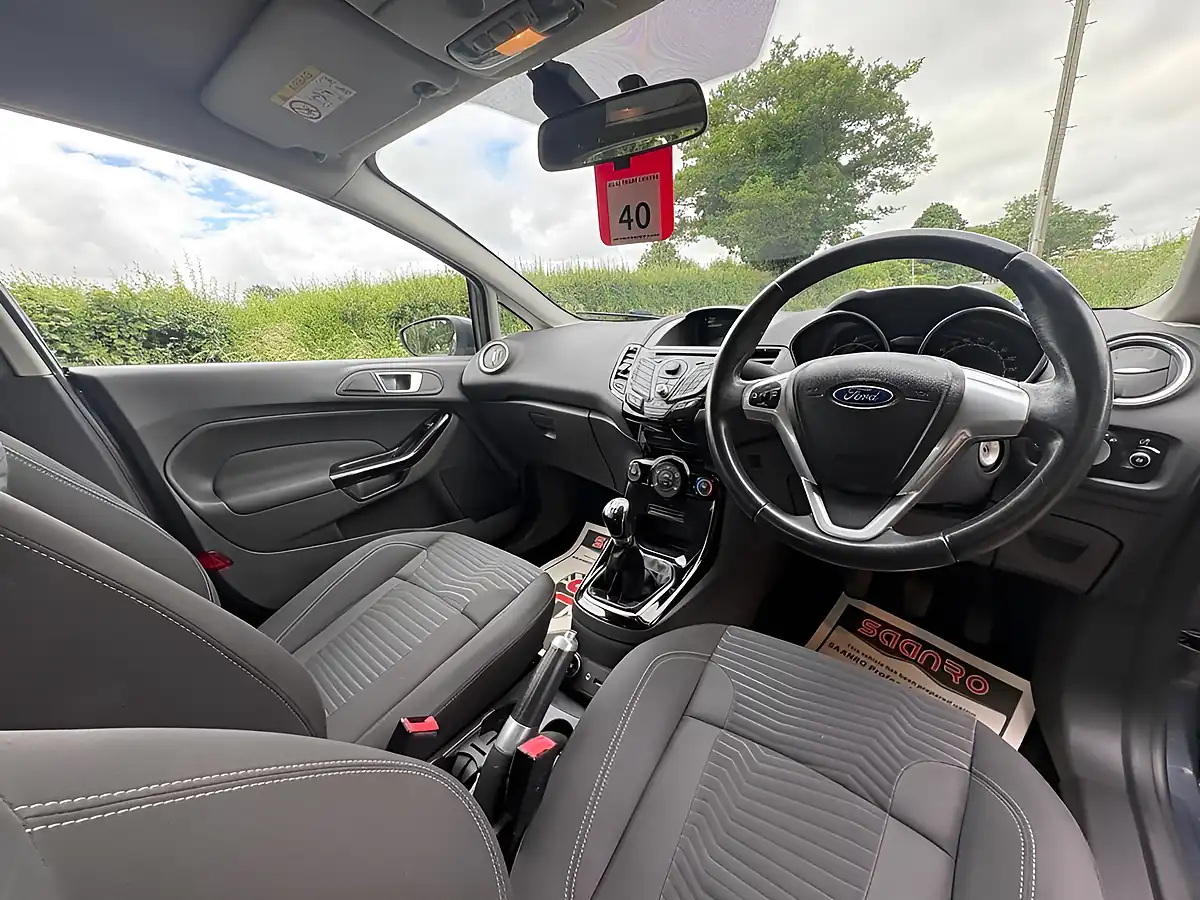 Used 2013 Ford Fiesta Zetec Grey - Interior and Exterior details 14