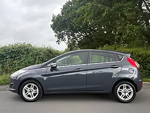 Used 2013 Ford Fiesta Zetec Grey - Interior and Exterior details 4