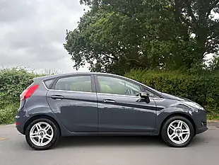 Used 2013 Ford Fiesta Zetec Grey - Interior and Exterior details 5