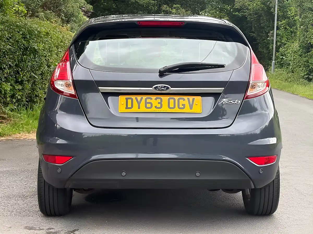 Used 2013 Ford Fiesta Zetec Grey - Interior and Exterior details 8