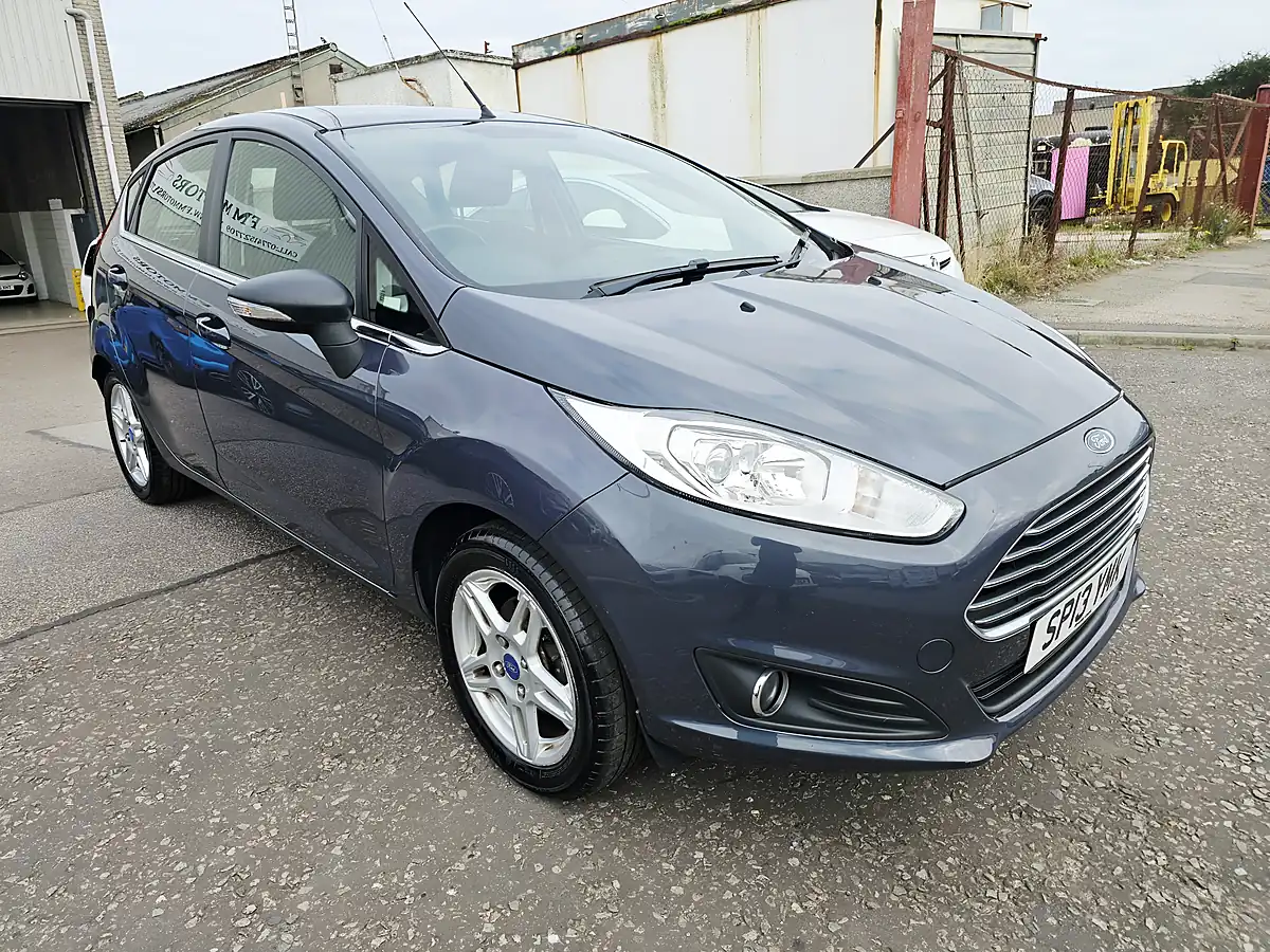 Used 2013 Ford Fiesta Zetec Grey - Interior and Exterior details 2