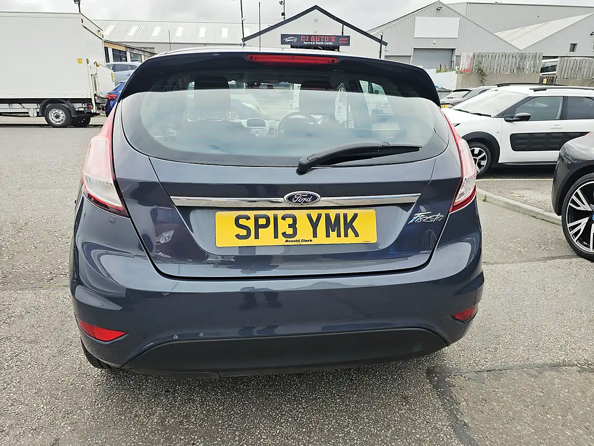 Used 2013 Ford Fiesta Zetec Grey - Interior and Exterior details 4