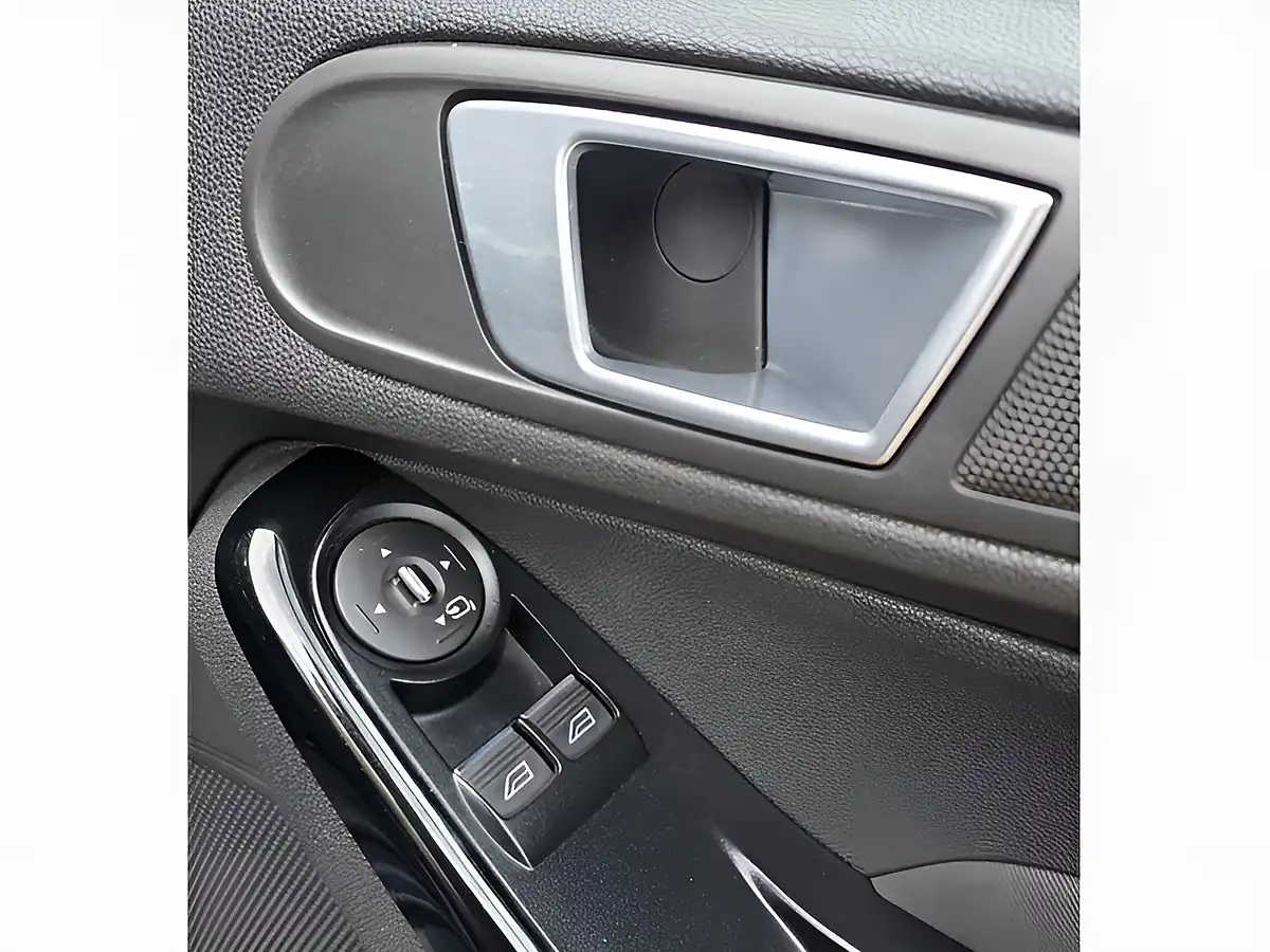 Used 2013 Ford Fiesta Zetec Grey - Interior and Exterior details 13