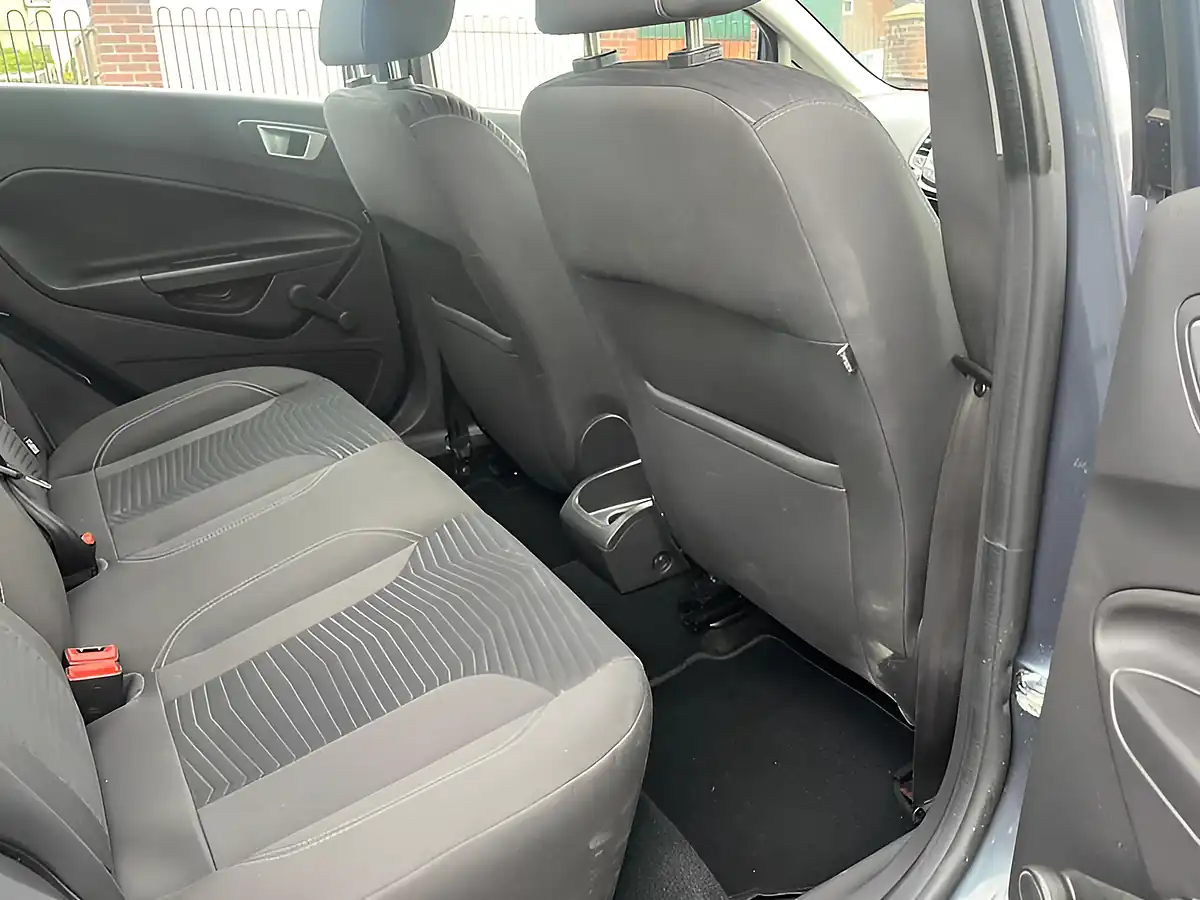 Used 2013 Ford Fiesta Zetec Grey - Interior and Exterior details 11