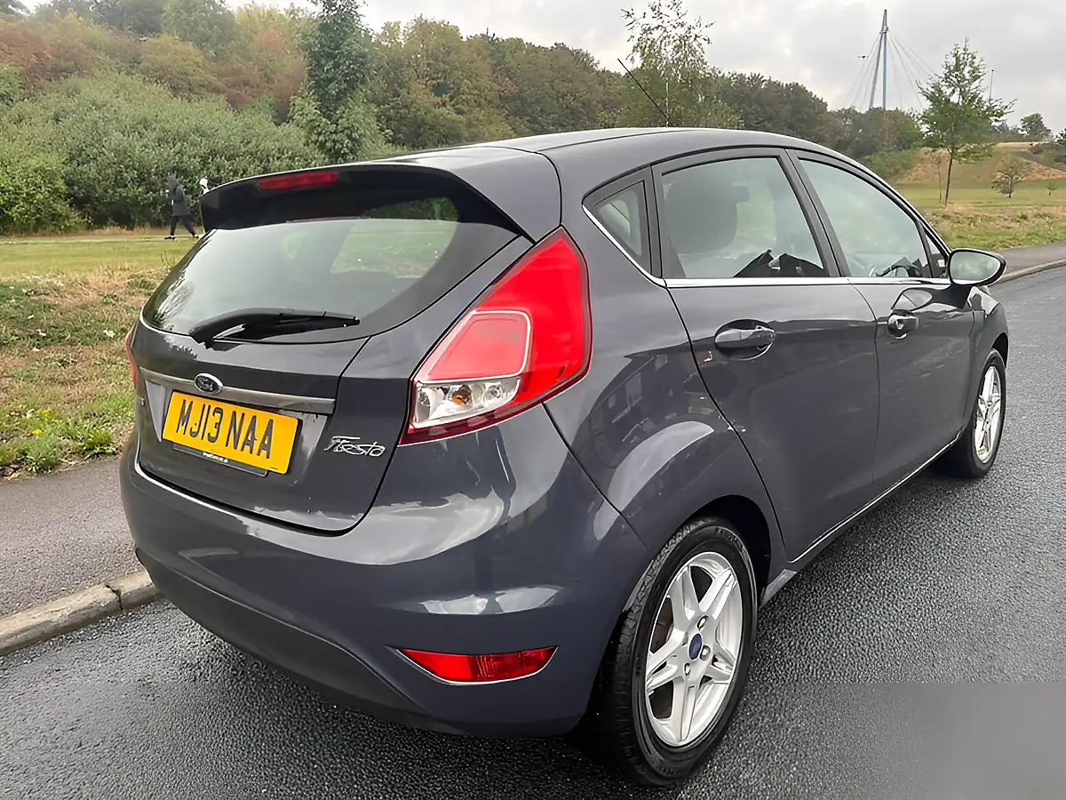 Used 2013 Ford Fiesta Zetec Grey - Interior and Exterior details 2
