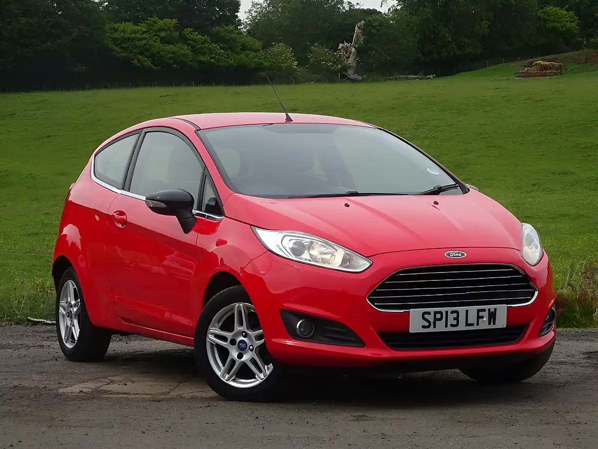 Used 2013 Ford Fiesta Zetec Race - Interior and Exterior details 6