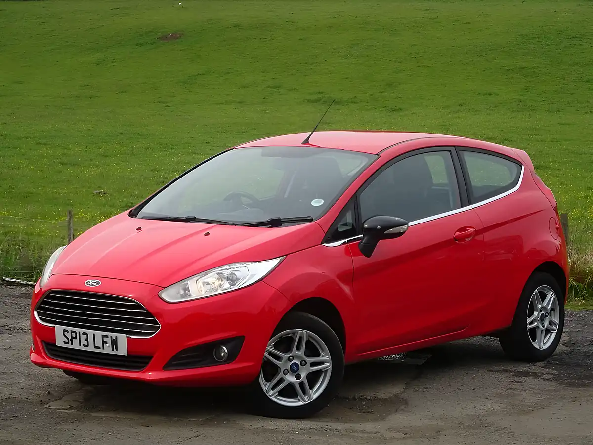 Used 2013 Ford Fiesta Zetec Race - Interior and Exterior details 8