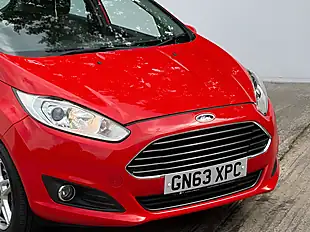 Used 2013 Ford Fiesta Zetec Race Red - Interior and Exterior details 9