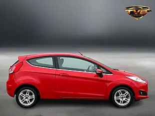 Used 2013 Ford Fiesta Zetec Race Red - Interior and Exterior details 2