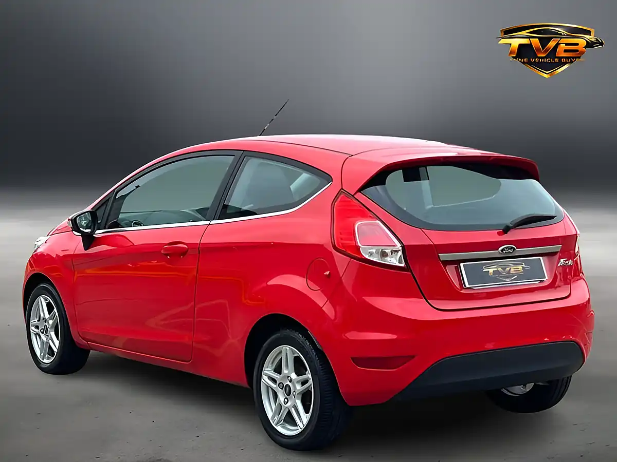 Used 2013 Ford Fiesta Zetec Race Red - Interior and Exterior details 4