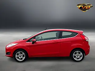 Used 2013 Ford Fiesta Zetec Race Red - Interior and Exterior details 6