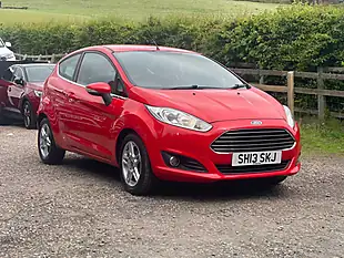 Used 2013 Ford Fiesta Zetec Red - Interior and Exterior details 3