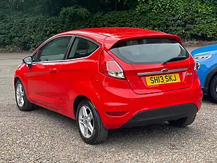 Used 2013 Ford Fiesta Zetec Red - Interior and Exterior details 4