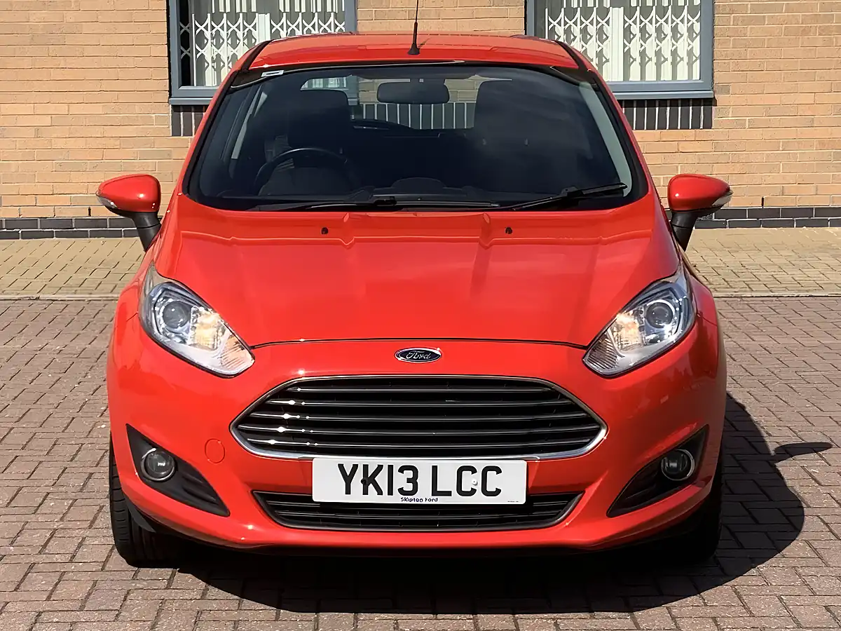 Used 2013 Ford Fiesta Zetec Red - Interior and Exterior details 2