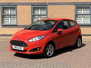 Used 2013 Ford Fiesta Zetec Red - Interior and Exterior details 3