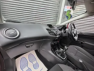 Used 2013 Ford Fiesta Zetec Red - Interior and Exterior details 10