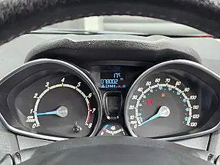 Used 2013 Ford Fiesta Zetec Red - Interior and Exterior details 11
