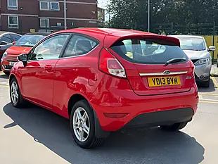 Used 2013 Ford Fiesta Zetec Red - Interior and Exterior details 5