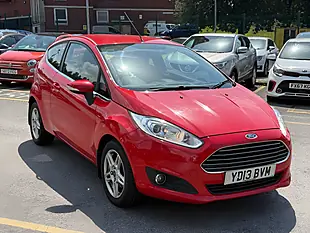 Used 2013 Ford Fiesta Zetec Red - Interior and Exterior details 6