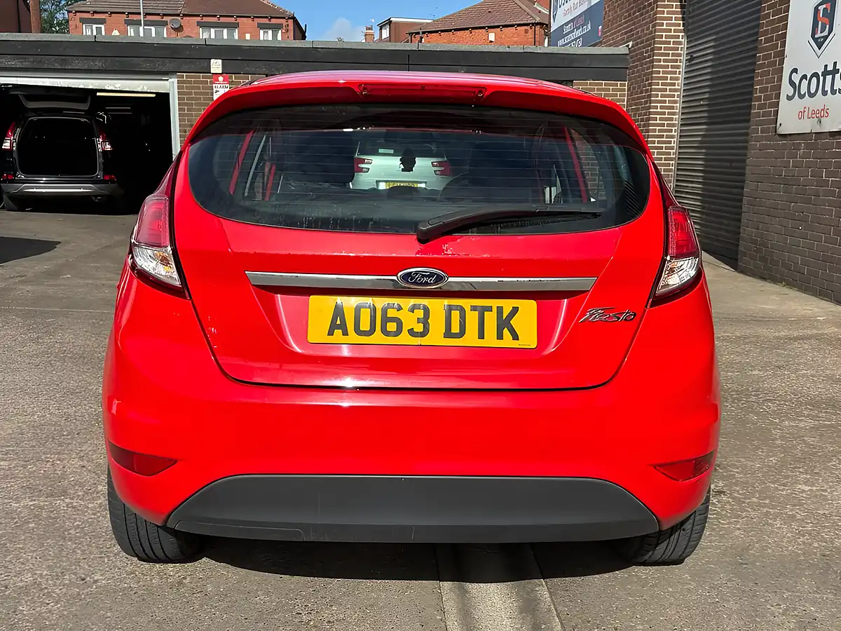 Used 2013 Ford Fiesta Zetec Red - Interior and Exterior details 6