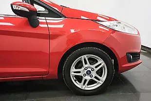 Used 2013 Ford Fiesta Zetec Red - Interior and Exterior details 3