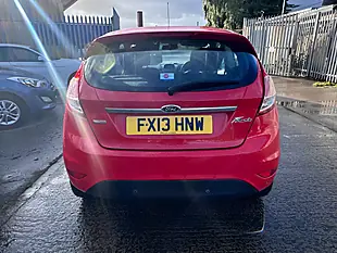 Used 2013 Ford Fiesta Zetec Red - Interior and Exterior details 12