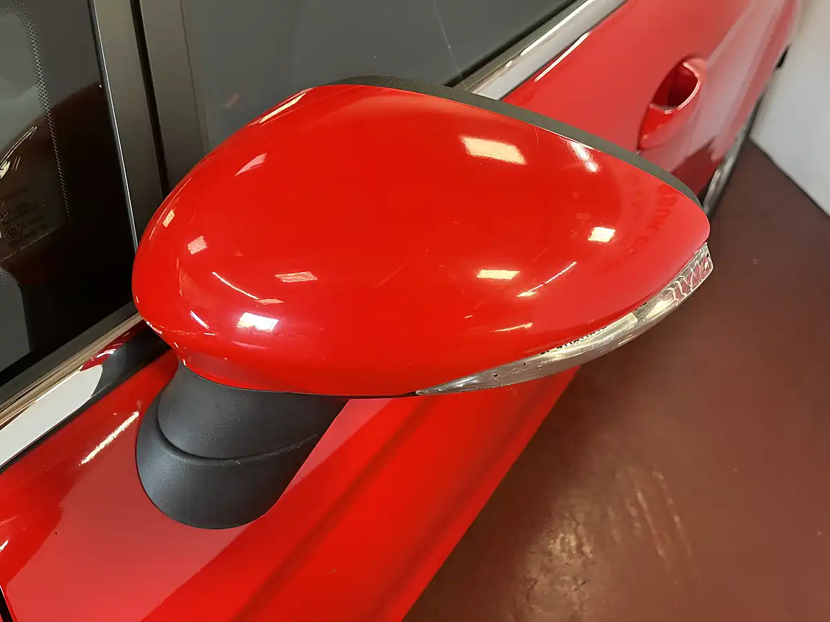 Used 2013 Ford Fiesta Zetec Red - Interior and Exterior details 17