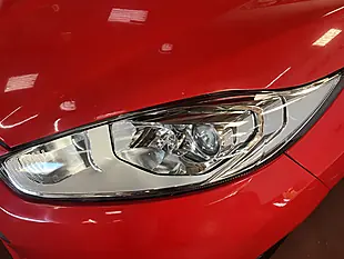Used 2013 Ford Fiesta Zetec Red - Interior and Exterior details 18