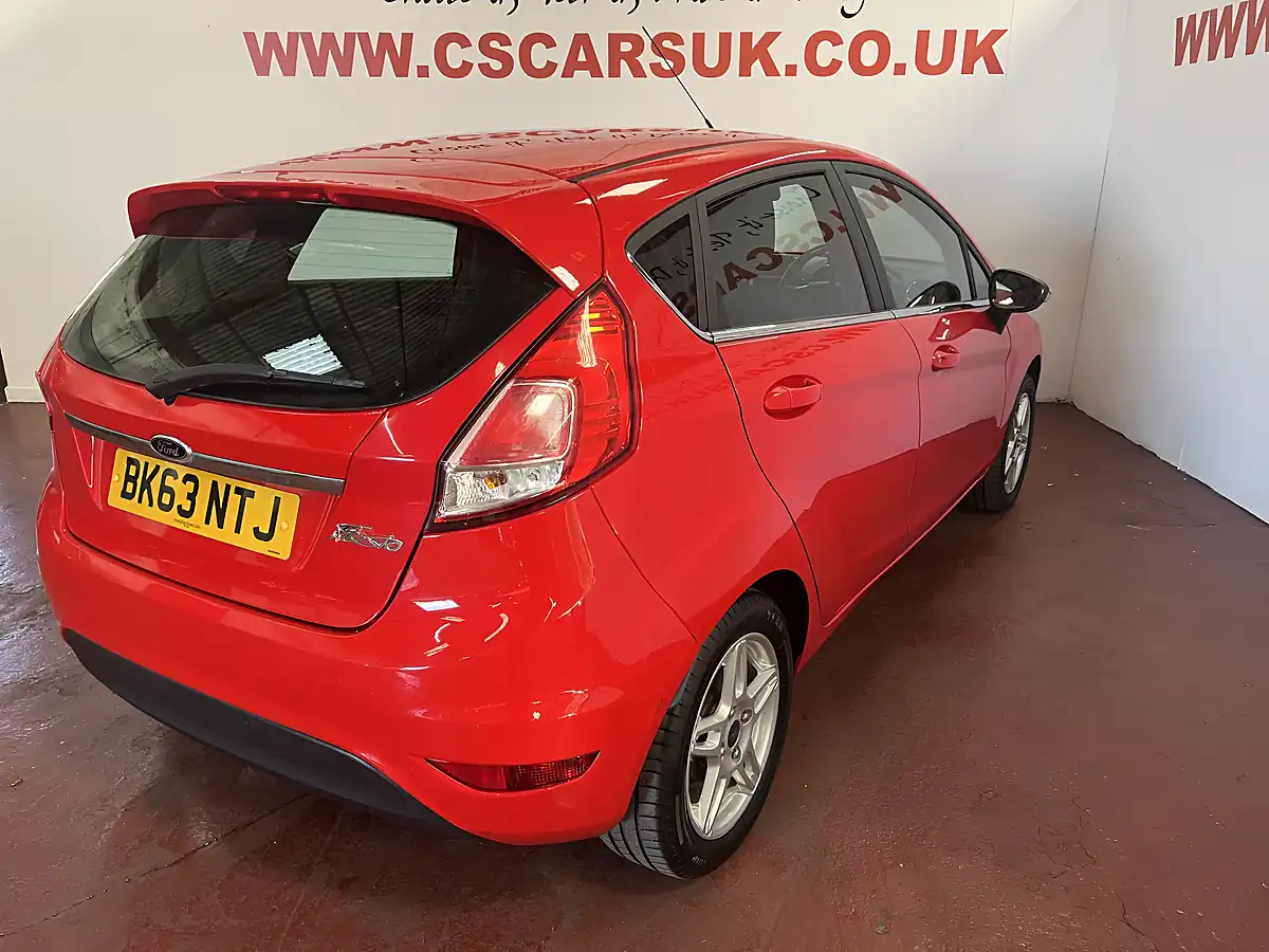 Used 2013 Ford Fiesta Zetec Red - Interior and Exterior details 2