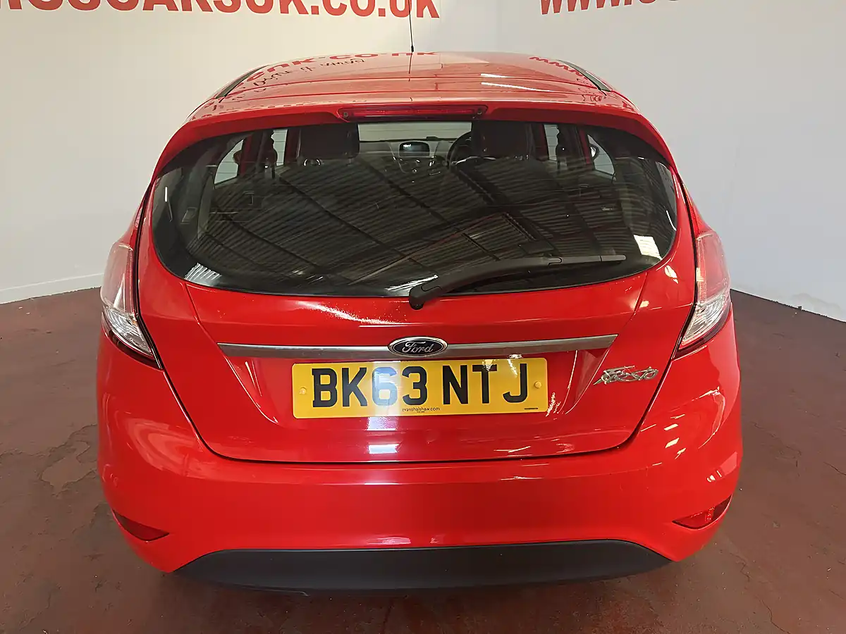 Used 2013 Ford Fiesta Zetec Red - Interior and Exterior details 8