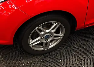 Used 2013 Ford Fiesta Zetec Red - Interior and Exterior details 20