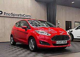Used 2013 Ford Fiesta Zetec Red - Interior and Exterior details 8