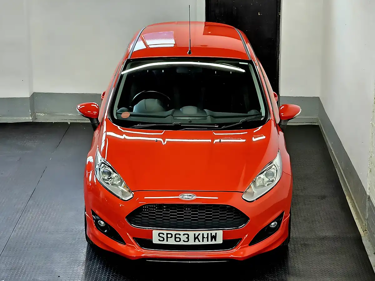 Used 2013 Ford Fiesta Zetec S Race Red - Interior and Exterior details 5