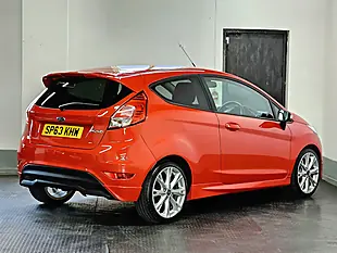 Used 2013 Ford Fiesta Zetec S Race Red - Interior and Exterior details 9