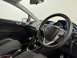 Used 2013 Ford Fiesta Zetec S Red - Interior and Exterior details 11